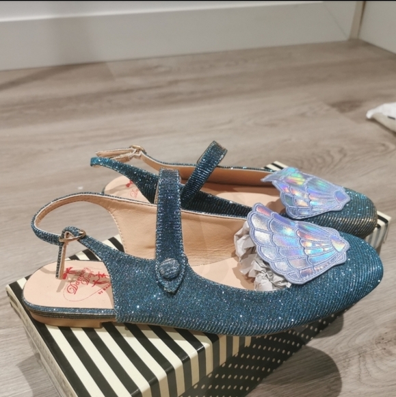 NWT Modcloth Novelty sparkling seaside Flats - Picture 9 of 9